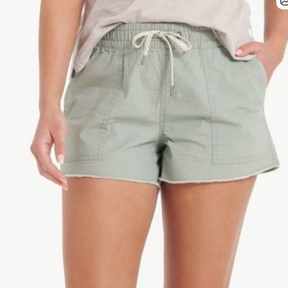 Vuori vintage rip stop shorts small 3” - Picture 6 of 6